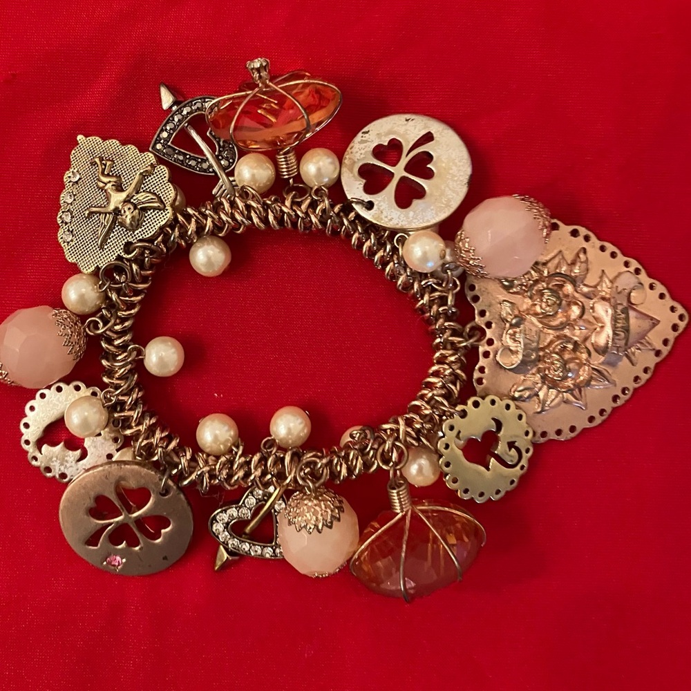 Betsey Johnson rose gold charm bracelet